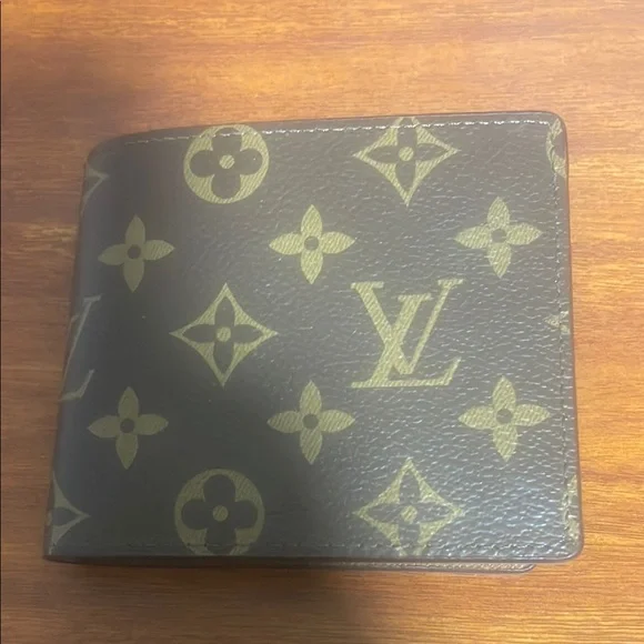 Louis Vuitton Monogram Wallet - BrownRep wallet